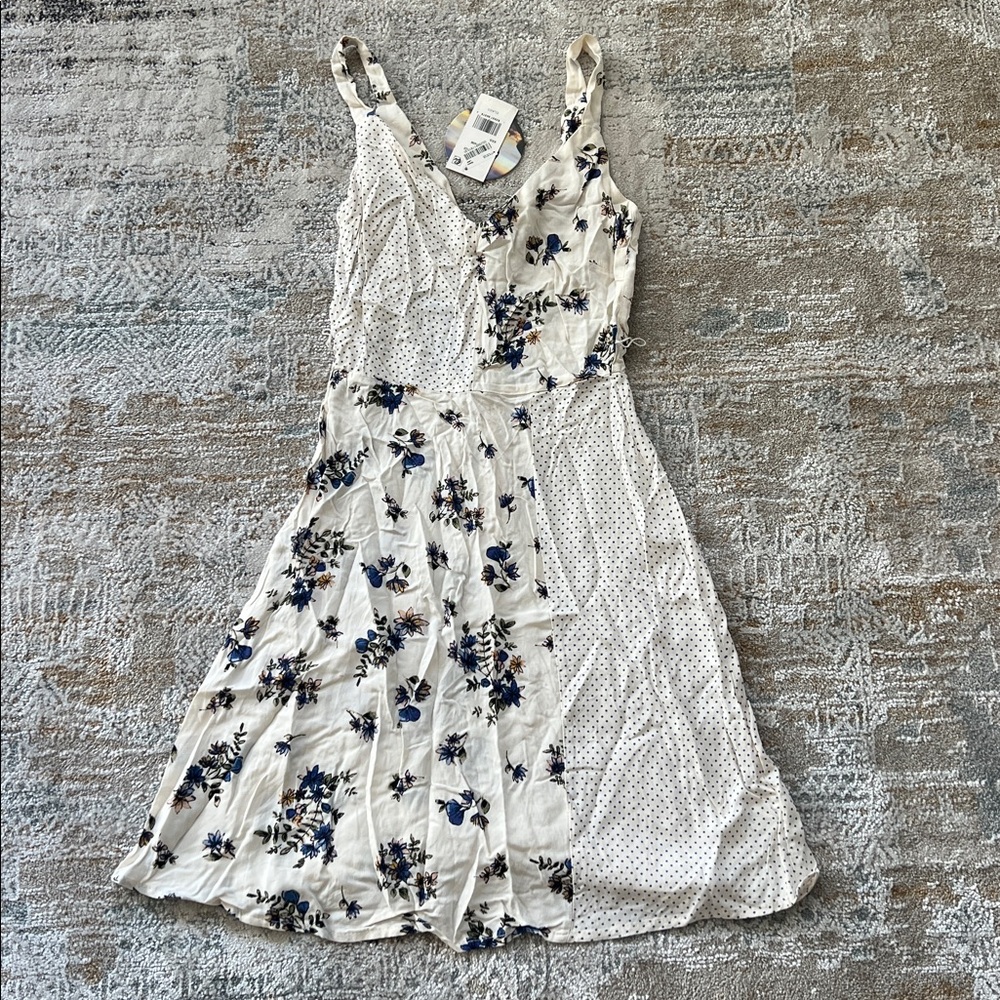 ‼️ Cream Dress with Blue Floral Pattern ‼️